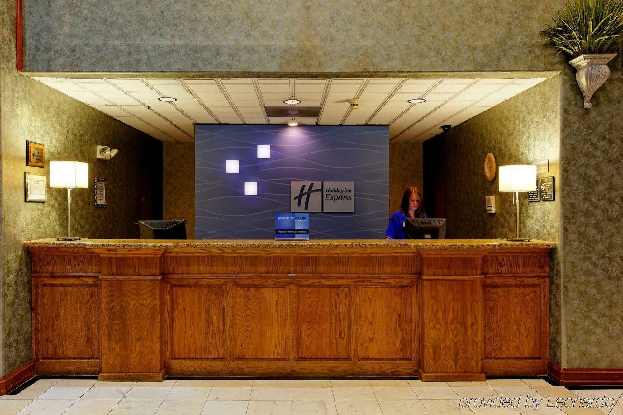 Holiday Inn Express North Tyler Exteriör bild