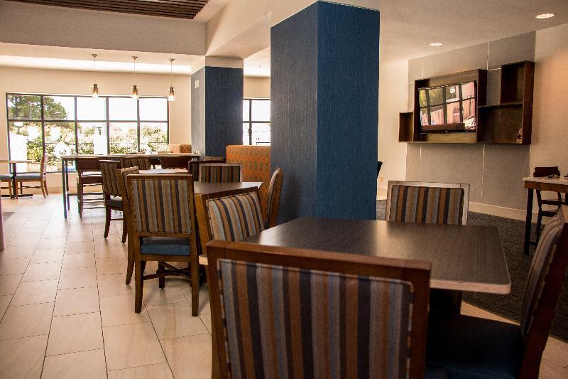Holiday Inn Express North Tyler Exteriör bild